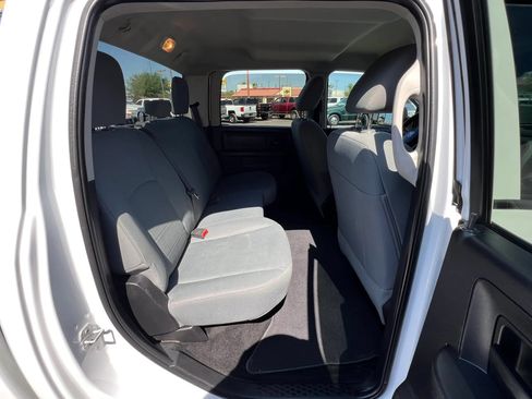 Used 2016 RAM 2500 Tradesman w/ Chrome Appearance Group RWD image 23