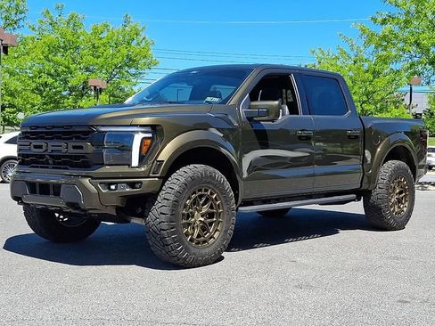 Used 2025 Ford F150 Raptor AWD/4WD image 6