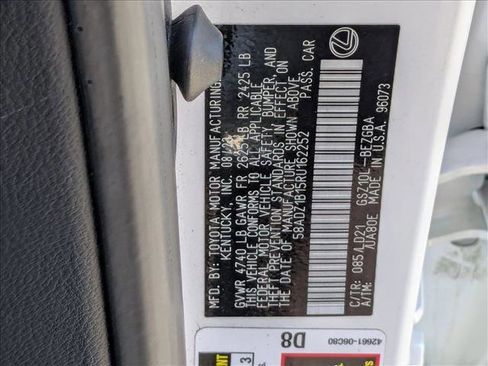 Used 2024 Lexus ES 350 w/ Premium Package image 25