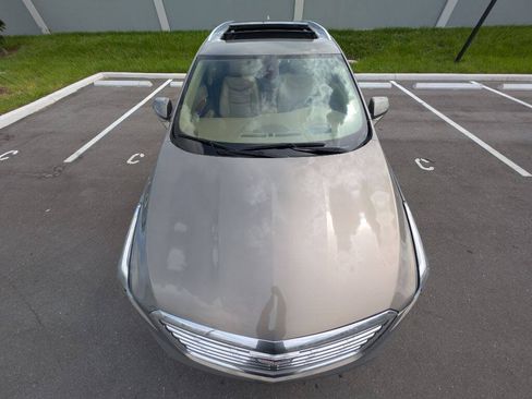 Used 2018 Cadillac XT5 Platinum w/ Driver Assist Package AWD/4WD image 4