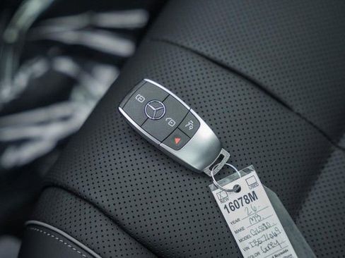 New 2026 Mercedes-Benz GLS 580 4MATIC image 50