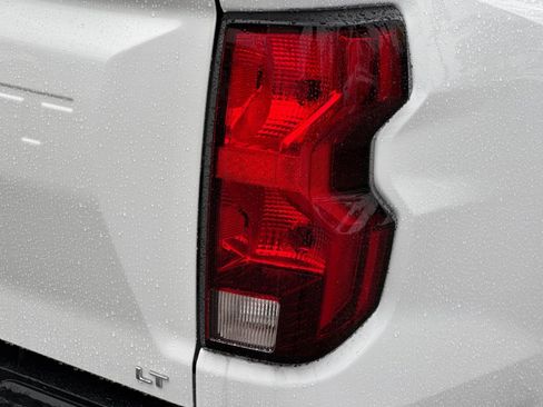 Used 2024 Chevrolet Colorado LT w/ LT Convenience Package image 23