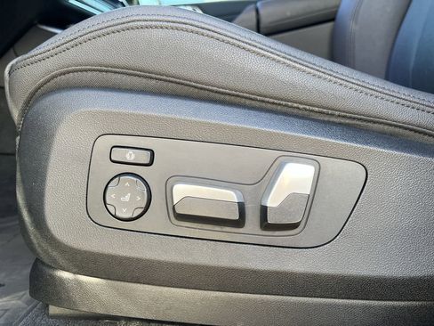 Used 2020 BMW X5 xDrive40i w/ Premium Package image 15