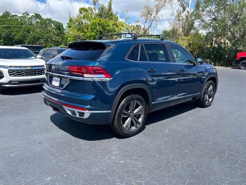 Used 2020 Volkswagen Atlas Cross Sport SE w/ Panoramic Sunroof Package image 6
