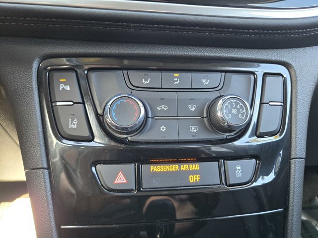 Used 2022 Buick Encore Preferred w/ Safety Package II AWD/4WD image 11
