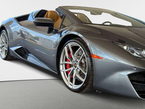 Used 2018 Lamborghini Huracan LP 580-2 image 11