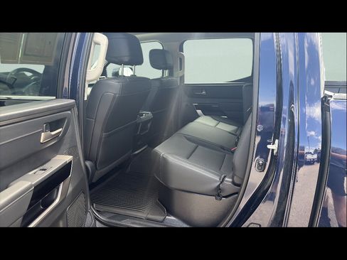 Used 2024 Toyota Tundra Limited AWD/4WD image 22