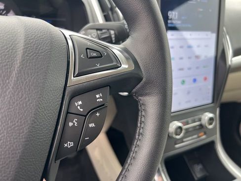 Certified 2024 Ford Edge Titanium w/ Equipment Group 301A AWD/4WD image 11