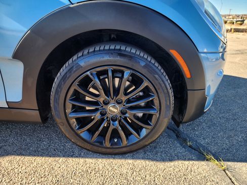 Used 2017 MINI Cooper Clubman S image 10