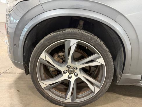 Used 2018 Volvo XC90 T6 Momentum w/ Convenience Package image 40