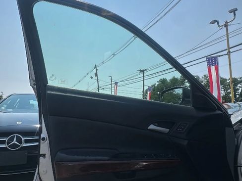 Used 2011 Honda Crosstour EX-L image 9
