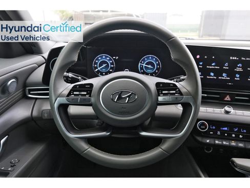 Certified 2023 Hyundai Elantra SEL w/ Convenience Package FWD image 16