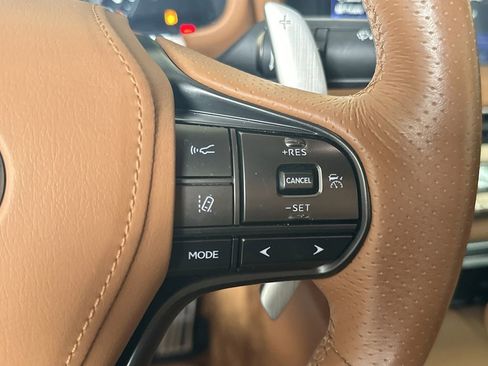 Used 2022 Lexus LC 500 Convertible image 21