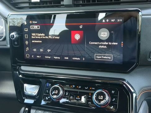 Used 2025 GMC Sierra 1500 AT4 w/ AT4 Premium Package image 20