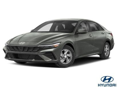 New 2026 Hyundai Elantra SE