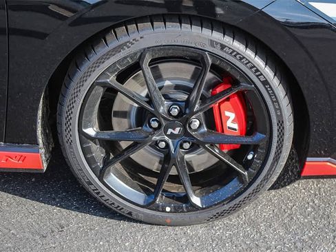 New 2025 Hyundai Elantra N image 11