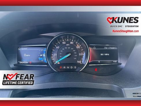 Used 2018 Ford Explorer XLT w/ XLT Appearance Package AWD/4WD image 33