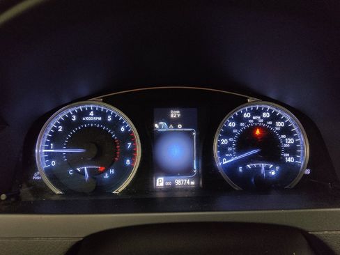 Used 2016 Toyota Camry LE FWD image 23