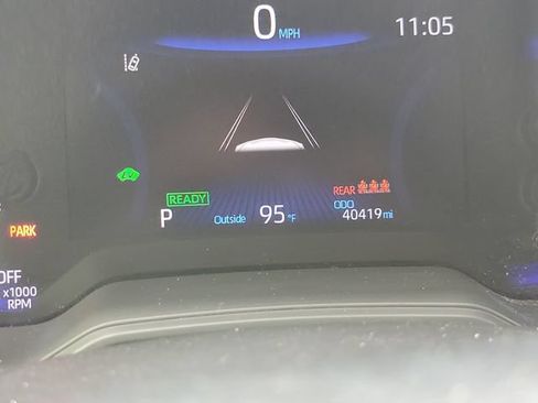 Used 2021 Toyota Corolla LE FWD image 27