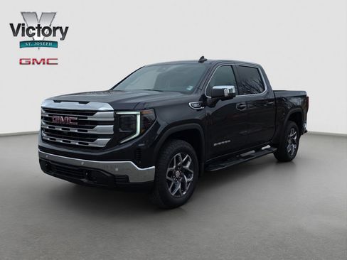 New 2026 GMC Sierra 1500 SLE w/ Preferred Package AWD/4WD image 3