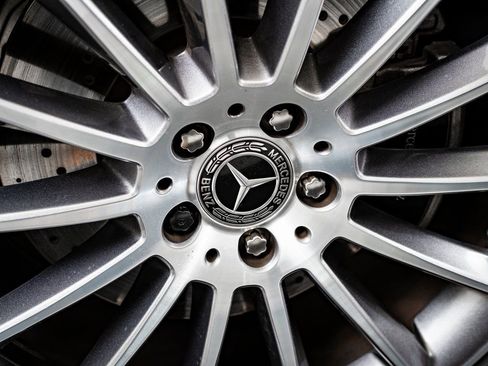 Used 2024 Mercedes-Benz GLE 350 4MATIC image 8