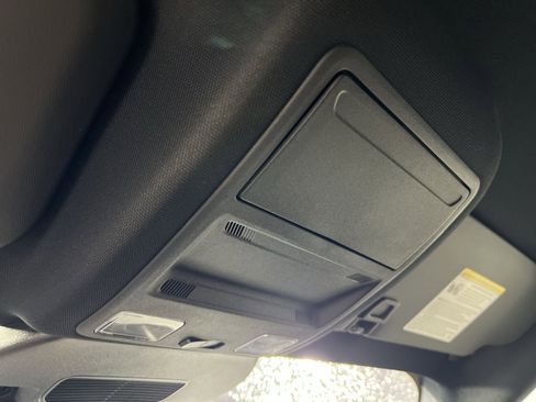 Used 2025 Ford Escape ST-Line image 35