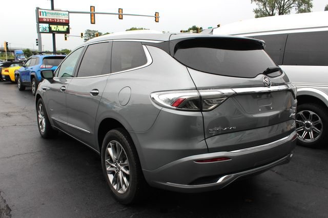 Used 2024 Buick Enclave Avenir w/ Avenir Technology Package AWD/4WD image 4