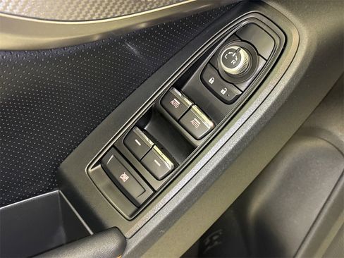 Used 2022 Subaru Crosstrek 2.5i Limited image 21