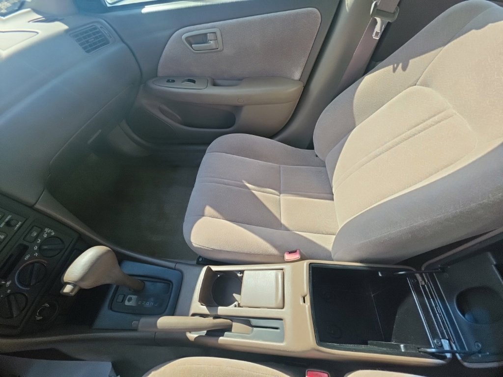 Used 1999 Toyota Camry LE FWD image 21
