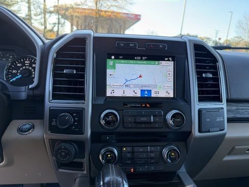 Used 2018 Ford F150 Lariat w/ Equipment Group 502A Luxury image 15