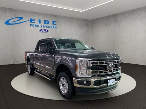 New 2026 Ford F250 XLT w/ FX4 Off-Road Package AWD/4WD image 1
