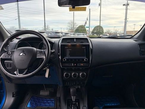 Used 2020 Mitsubishi Outlander Sport ES image 15