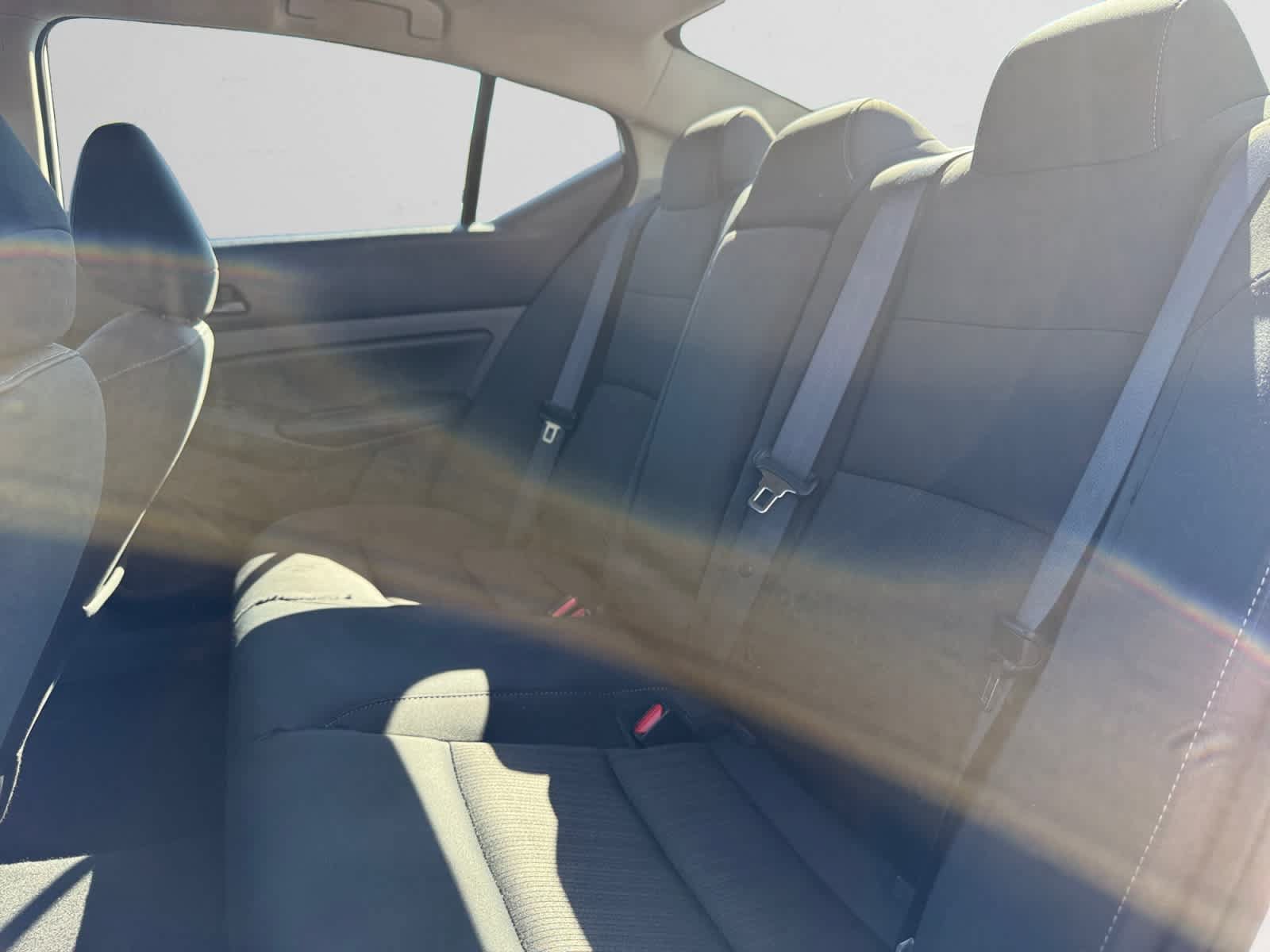 Used 2025 Nissan Altima 2.5 SV FWD image 5