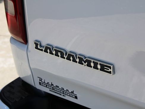 Used 2022 RAM 1500 Laramie AWD/4WD image 23