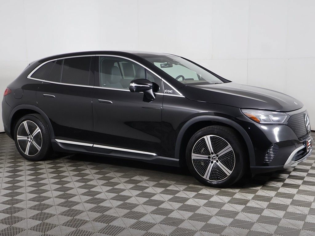 Used 2023 Mercedes-Benz EQE 350+ 4MATIC SUV image 15