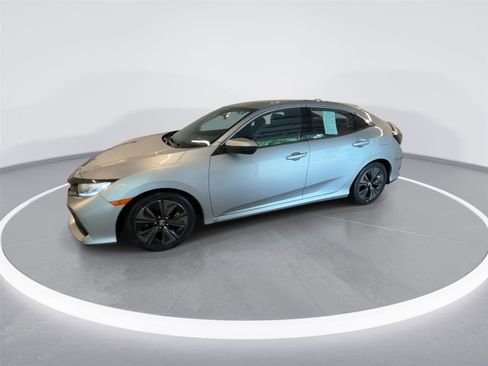 Used 2018 Honda Civic EX image 3