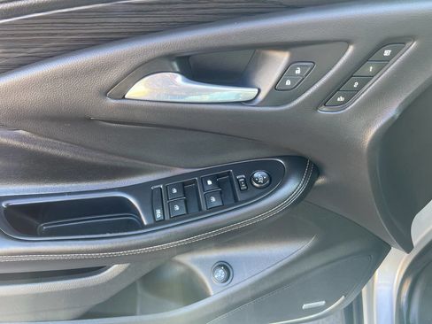 Used 2016 Buick Envision Premium image 21