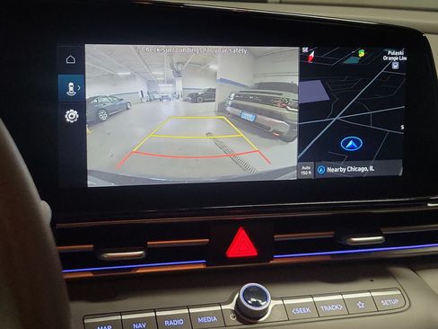 Used 2024 Hyundai Elantra SEL FWD image 28