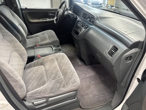Used 2003 Honda Odyssey EX image 10
