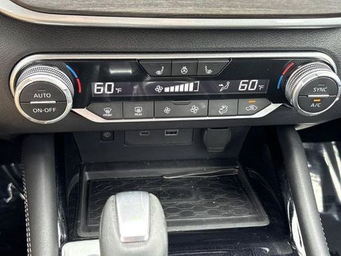 Certified 2025 Nissan Altima 2.5 SL FWD image 7