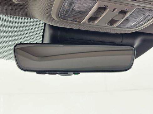 Used 2022 Honda Accord EX-L image 32