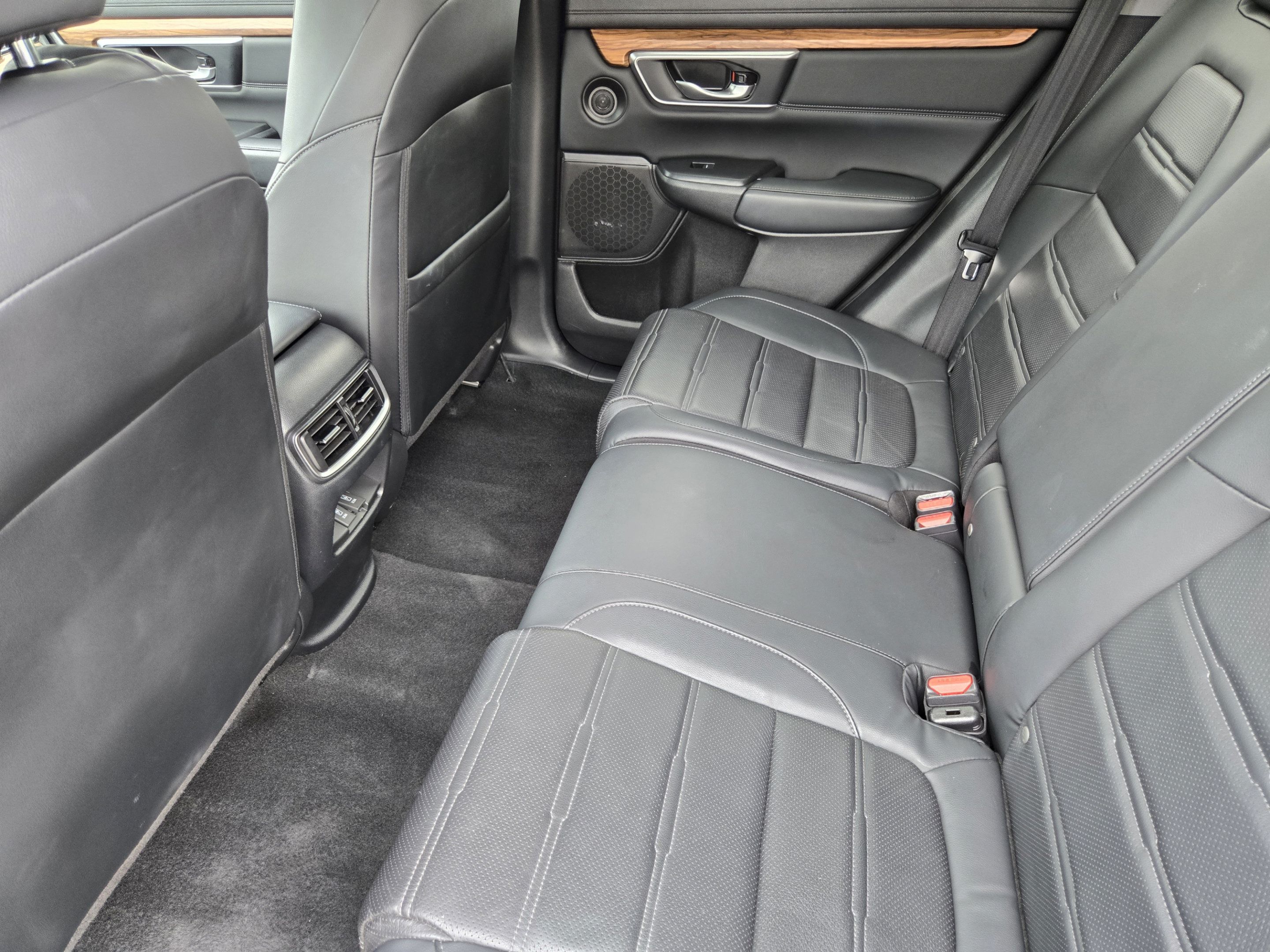 Used 2021 Honda CR-V Touring image 27