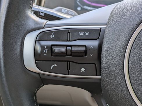 Certified 2024 Kia Sportage EX FWD image 19