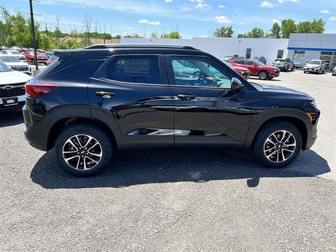 New 2026 Chevrolet TrailBlazer LT w/ Convenience Package AWD/4WD image 7