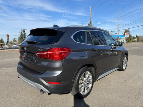 Used 2017 BMW X1 xDrive28i image 6