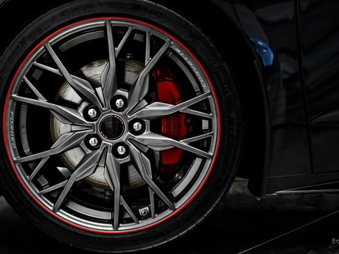 Used 2023 Chevrolet Corvette Stingray Premium Cpe w/ Z51 Performance Package image 97