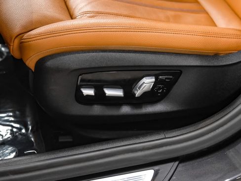 Used 2019 BMW M550i xDrive w/ Premium Package 2 AWD/4WD image 46