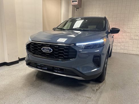 New 2026 Ford Escape ST-Line w/ Tech Pack #1 image 11