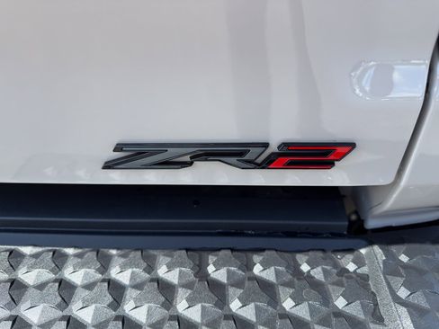 New 2026 Chevrolet Colorado ZR2 w/ Technology Package image 8