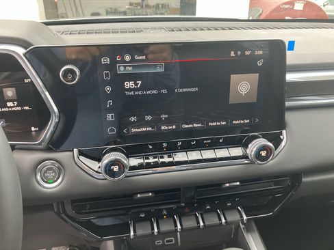 New 2026 GMC Canyon Elevation image 20